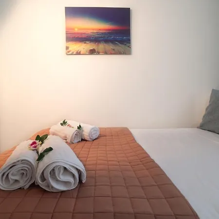 Anna's House Áyios Kírikos