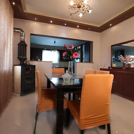 Anna's House בית נופש *